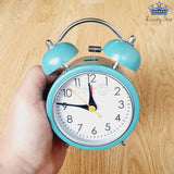 Alarma Reloj Analogo Mesa Despertador Luz Metalico Timbre