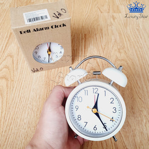 Alarma Reloj Analogo Mesa Despertador Luz Metalico Timbre